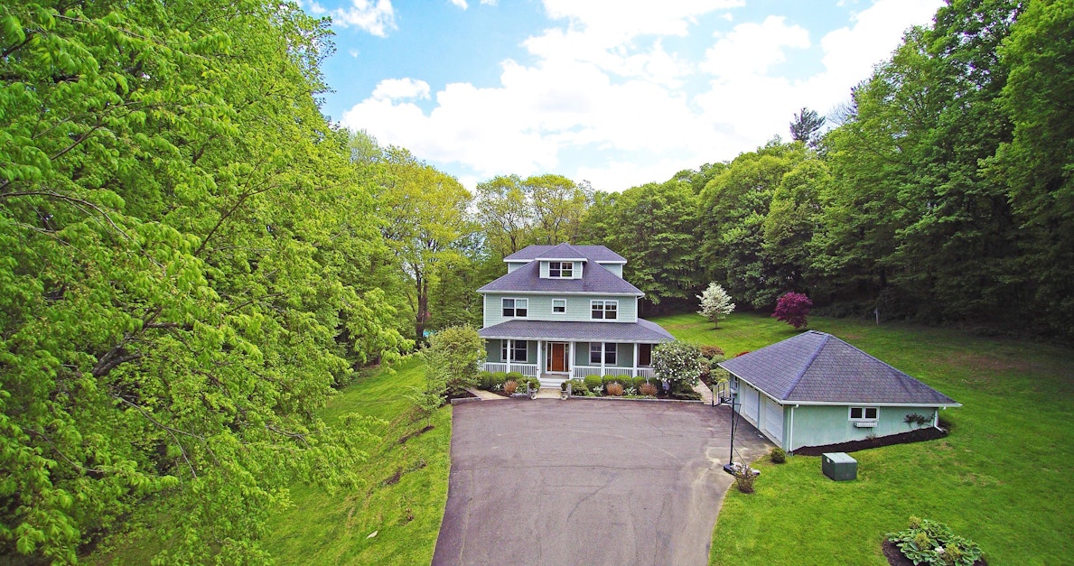 40 Black Rock Turnpike, Redding, CT 06896, Presented by Laura Ancona, William Pitt Sotheby's